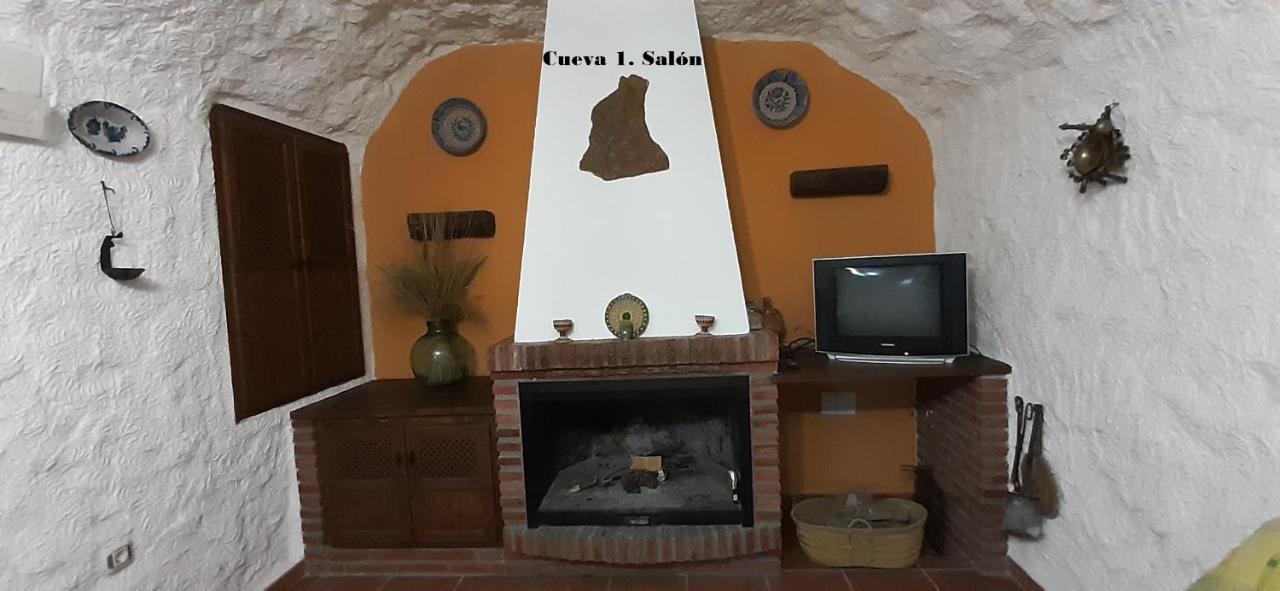 Cuevas Lourdes Benamaurel Exterior foto